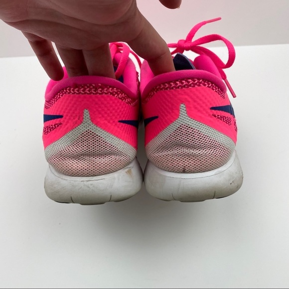 Nike 5.0 neon pink light weight running sneakers - Picture 7 of 10